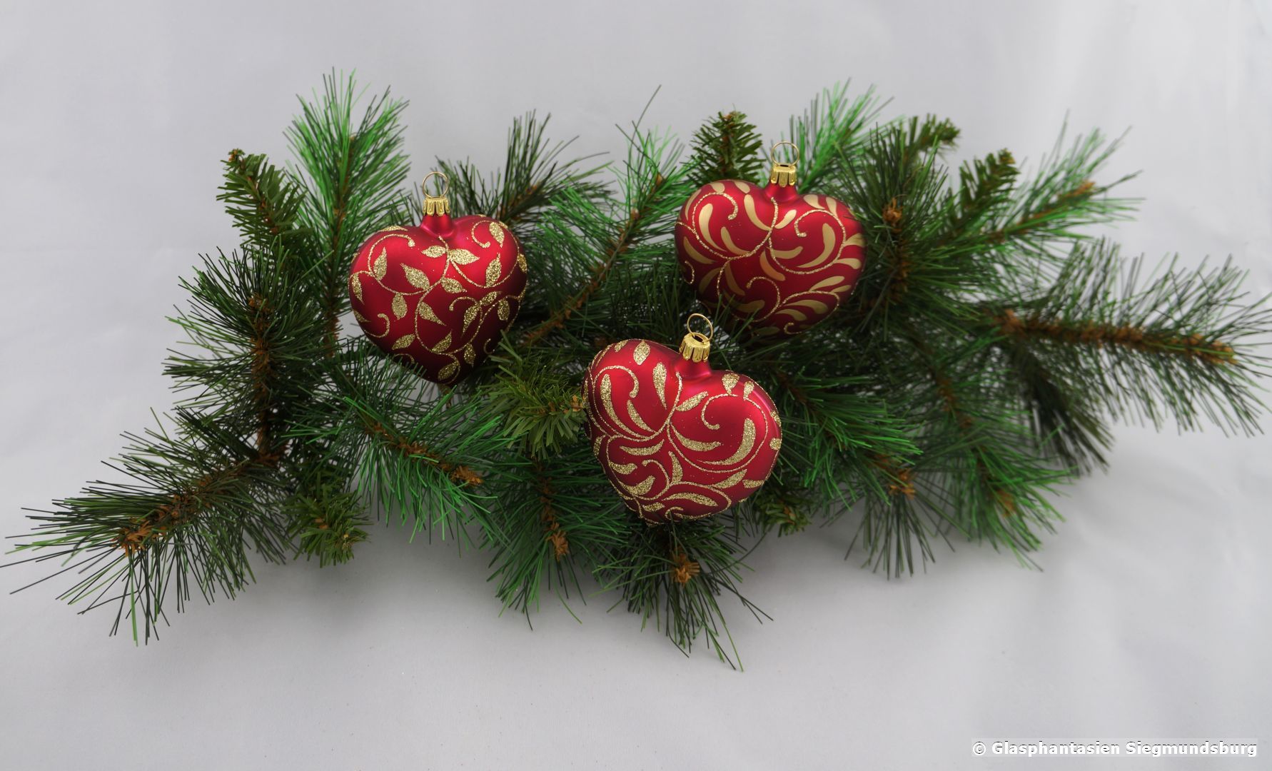 Herzen 8 cm 3er Set, Dunkelrot, Dekoration mit Gold Christbaum-Schmuck aus Glas